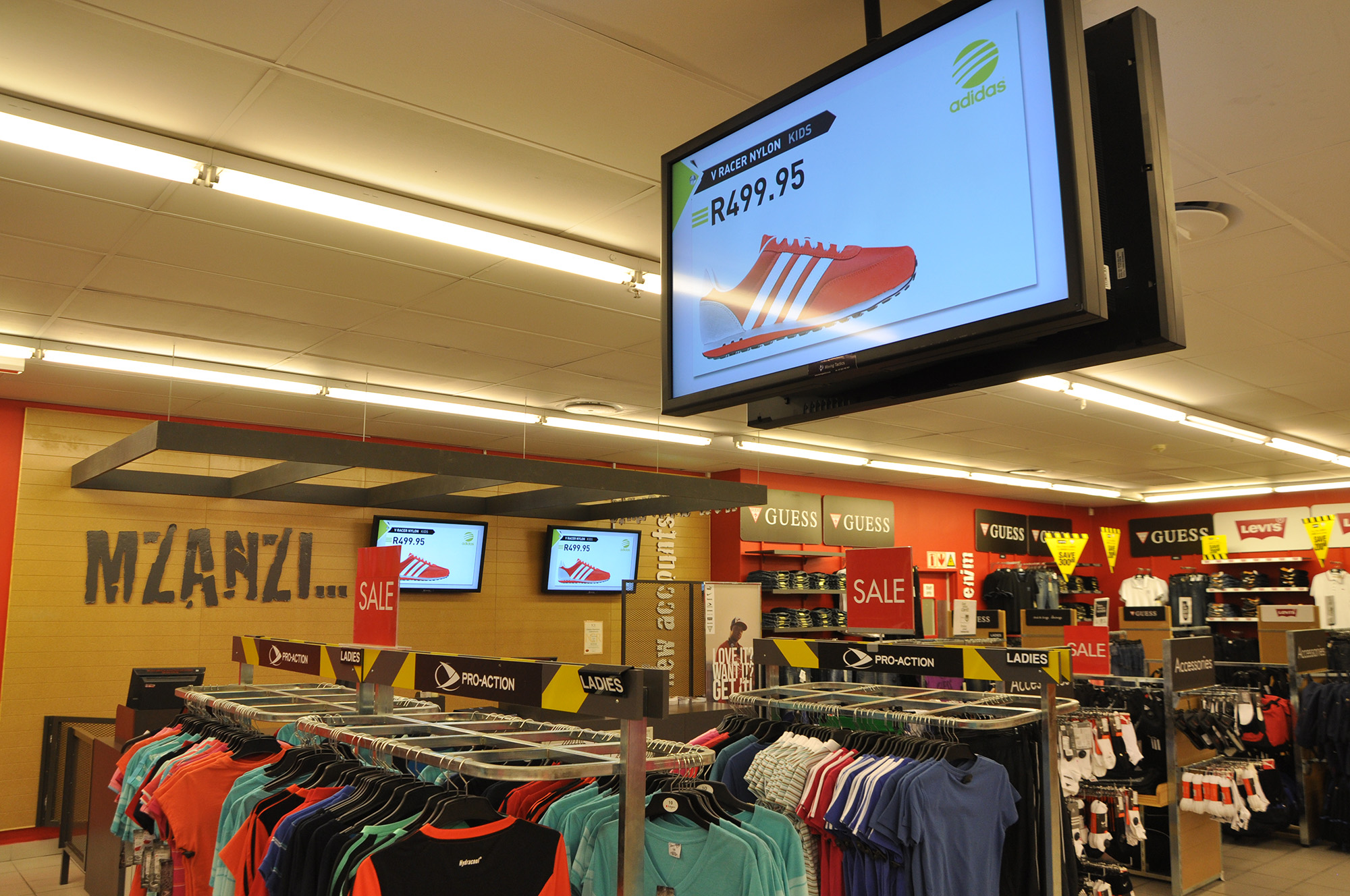 High-Quality Retail Display Solutions for Your Business